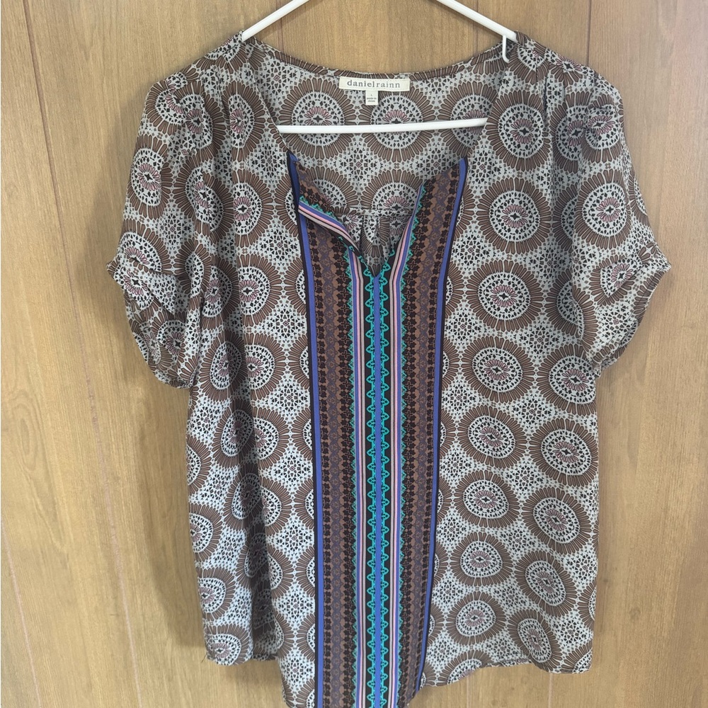 Daniel Rainn Brown Printed Split-Neck Top with Teal & Navy Trim